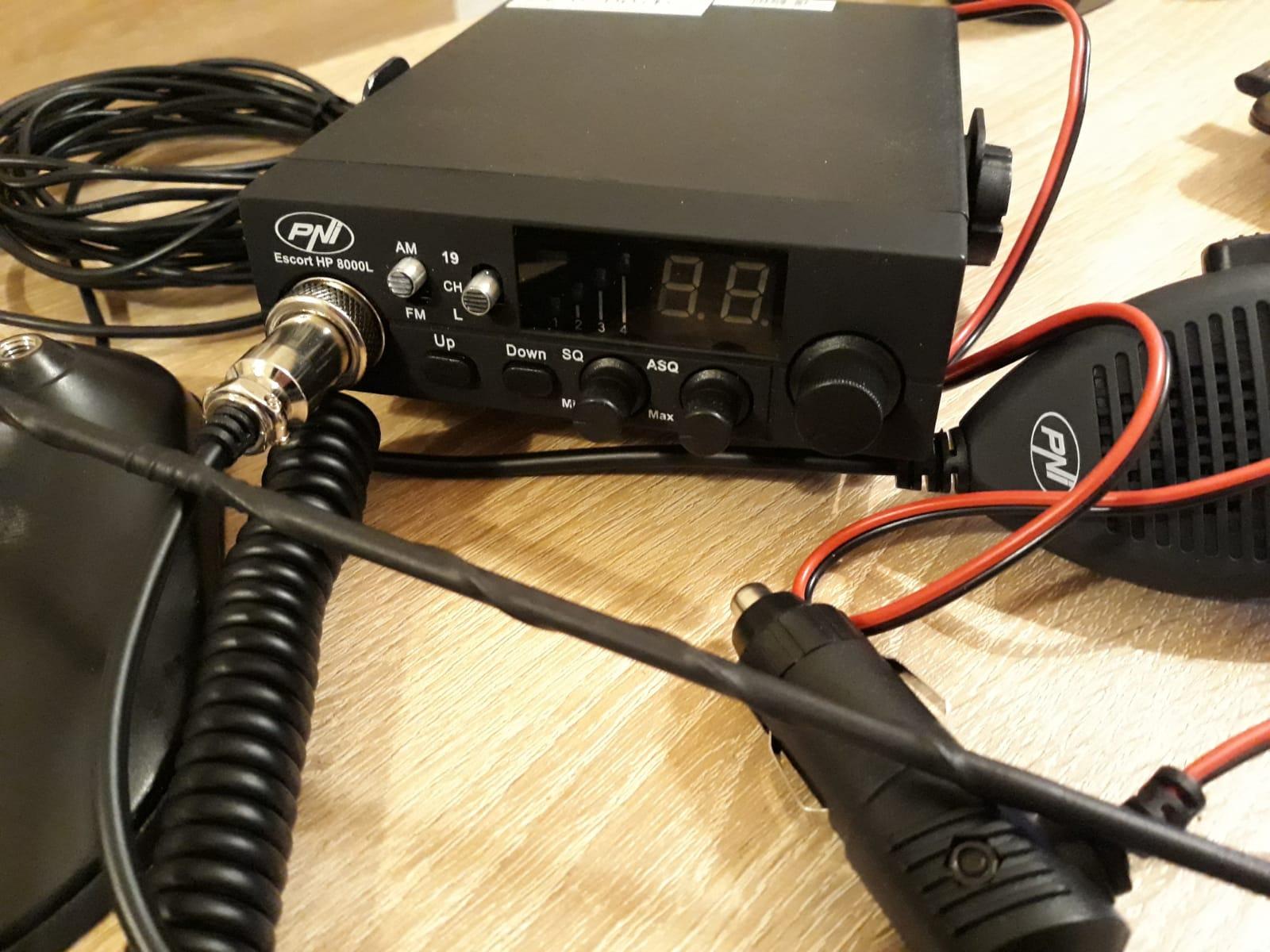 PNI Escort HP 8000L station CB + antenne Extra 45 aimant ASQ