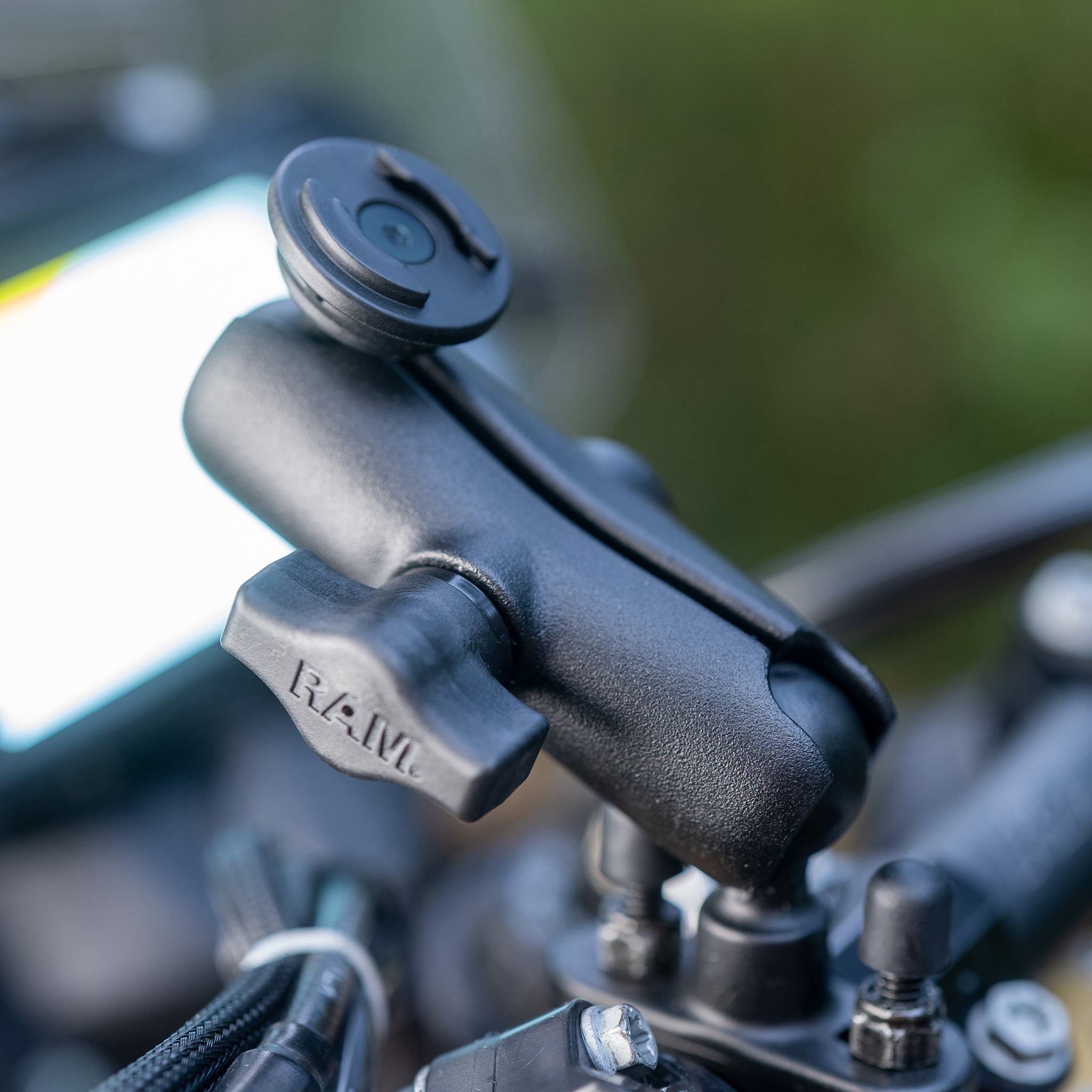 SP Connect Ballhead Mount Pro support moto rotule RAM