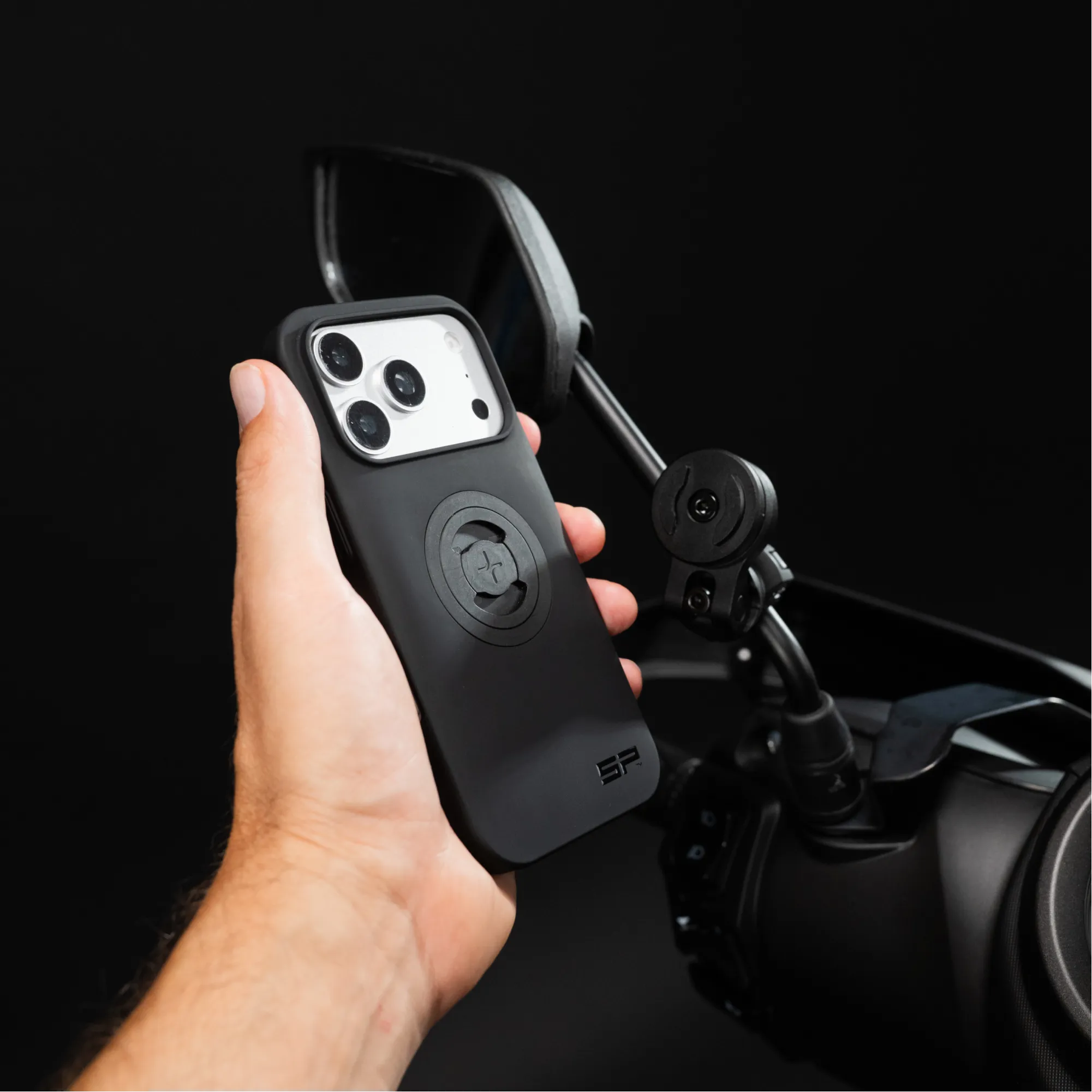SP Connect Mirror Mount Pro support moto rétroviseur