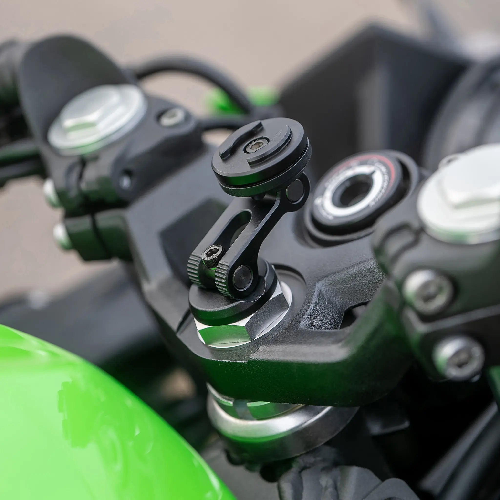 SP Connect Moto Stem Mount support moto alu amorti