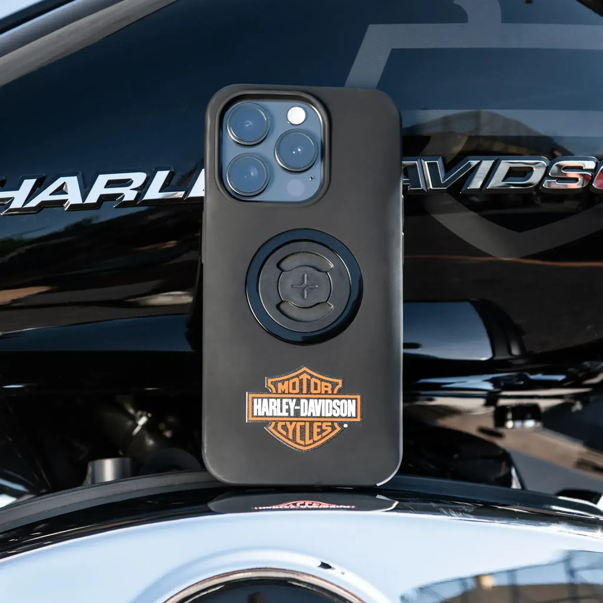 SP Connect Harley-Davidson coque moto Classic B&S iPhone 16 Pro