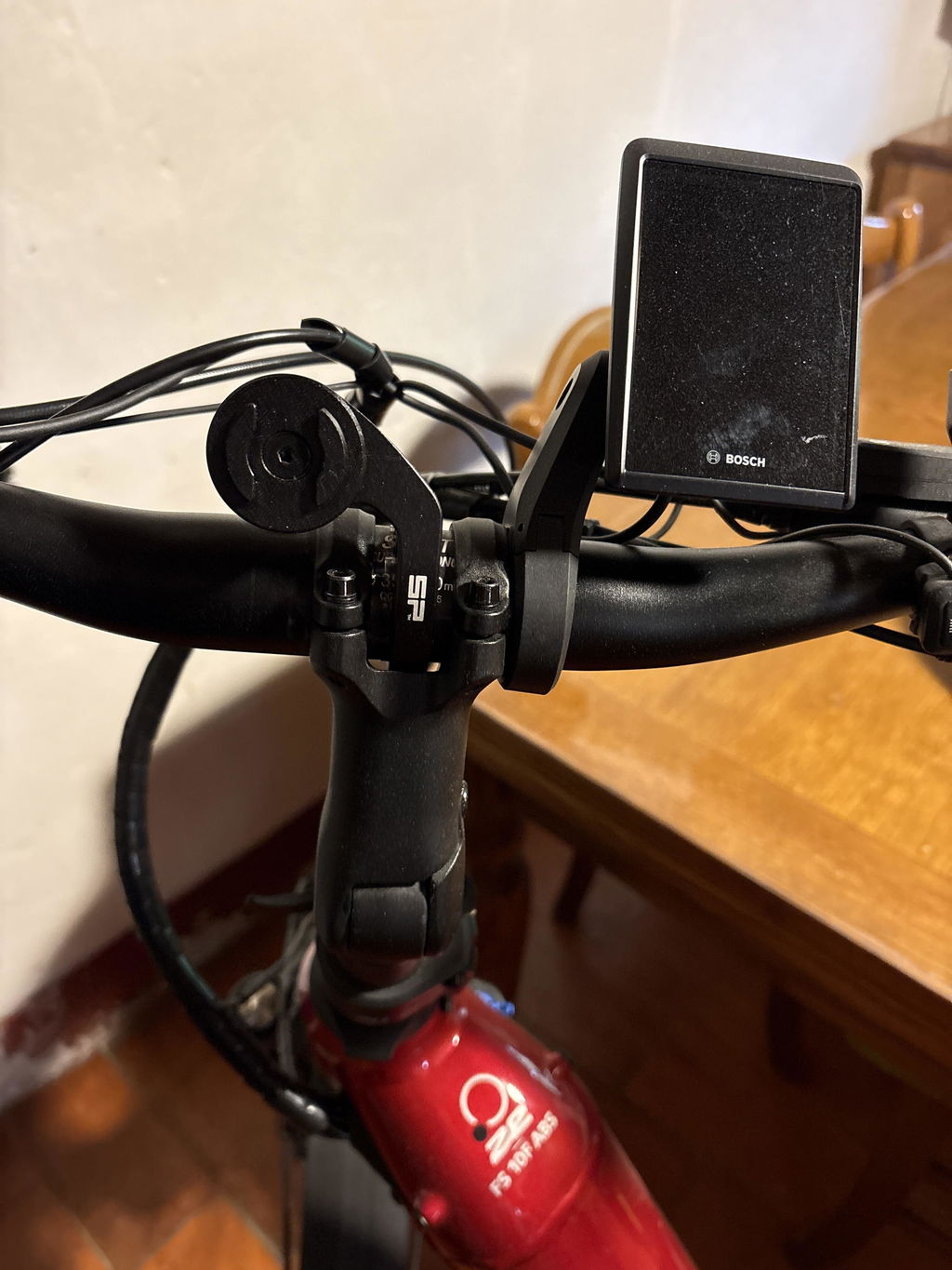 SP Connect Sons of Battery Shred or Alive coque iPhone 17 Pro