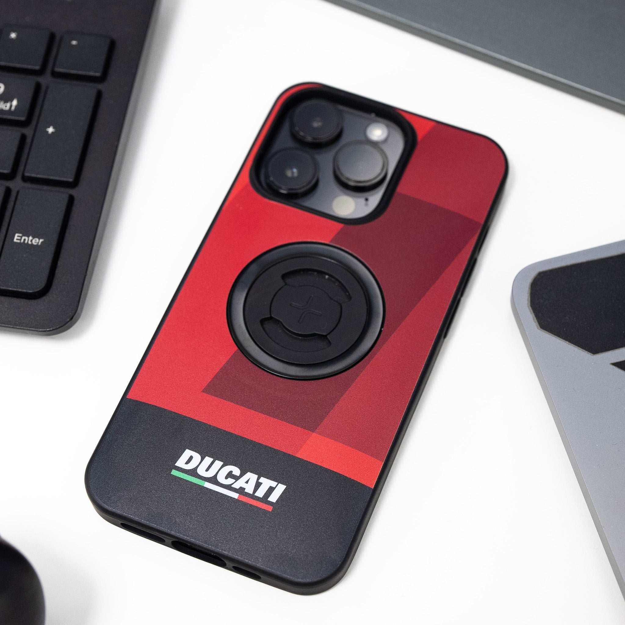 SP Connect Ducati Phone Case coque iPhone 16 Pro rouge