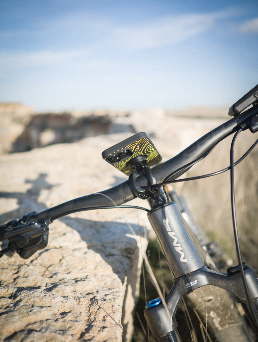 SP Connect Edition Waves coque téléphone jaune vélo