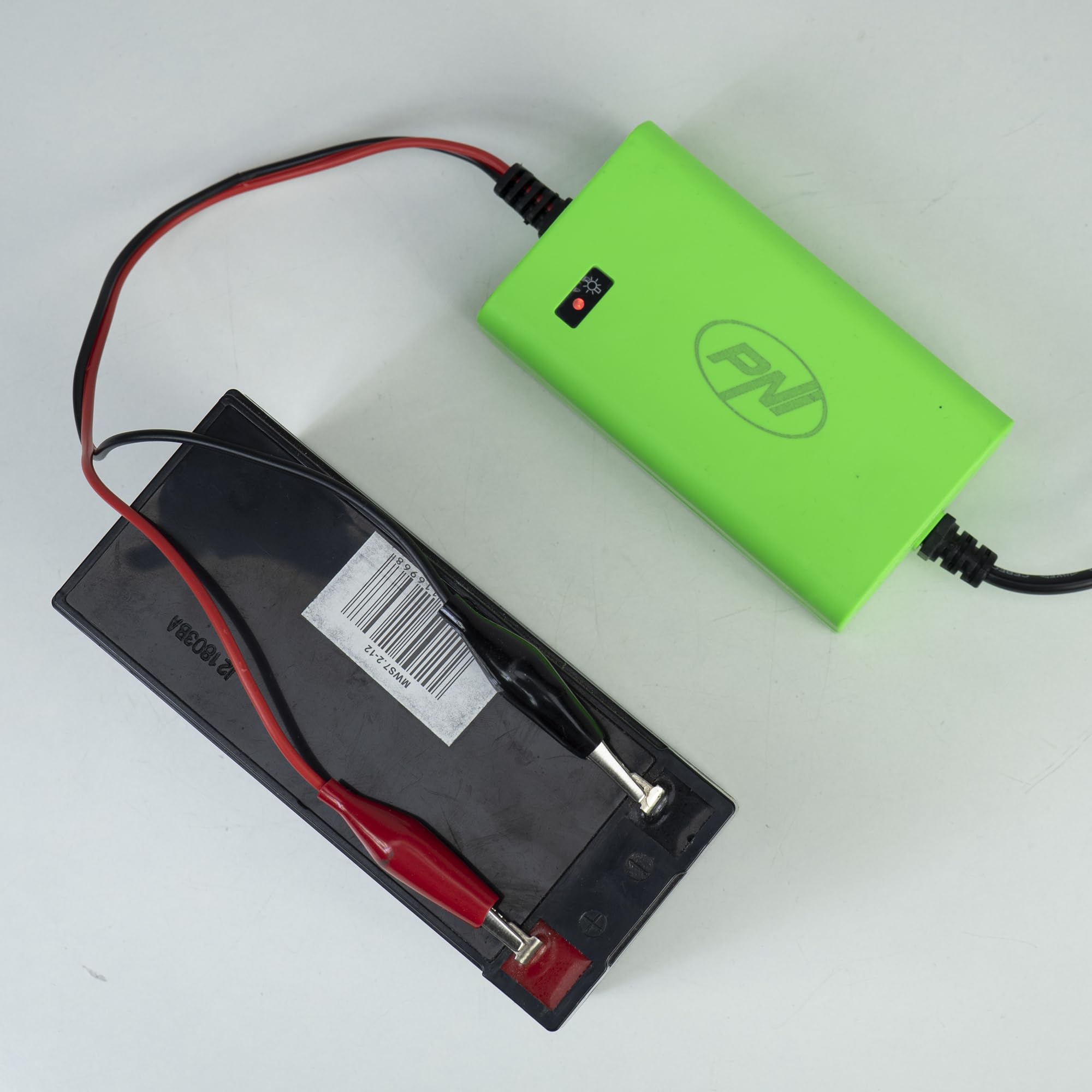 PNI M200 chargeur batterie gel moto 20Ah max
