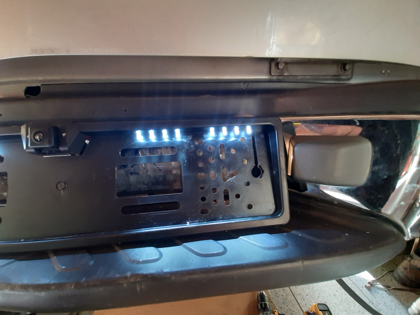 PNI Escort C100 caméra de recul voiture 170° IP67