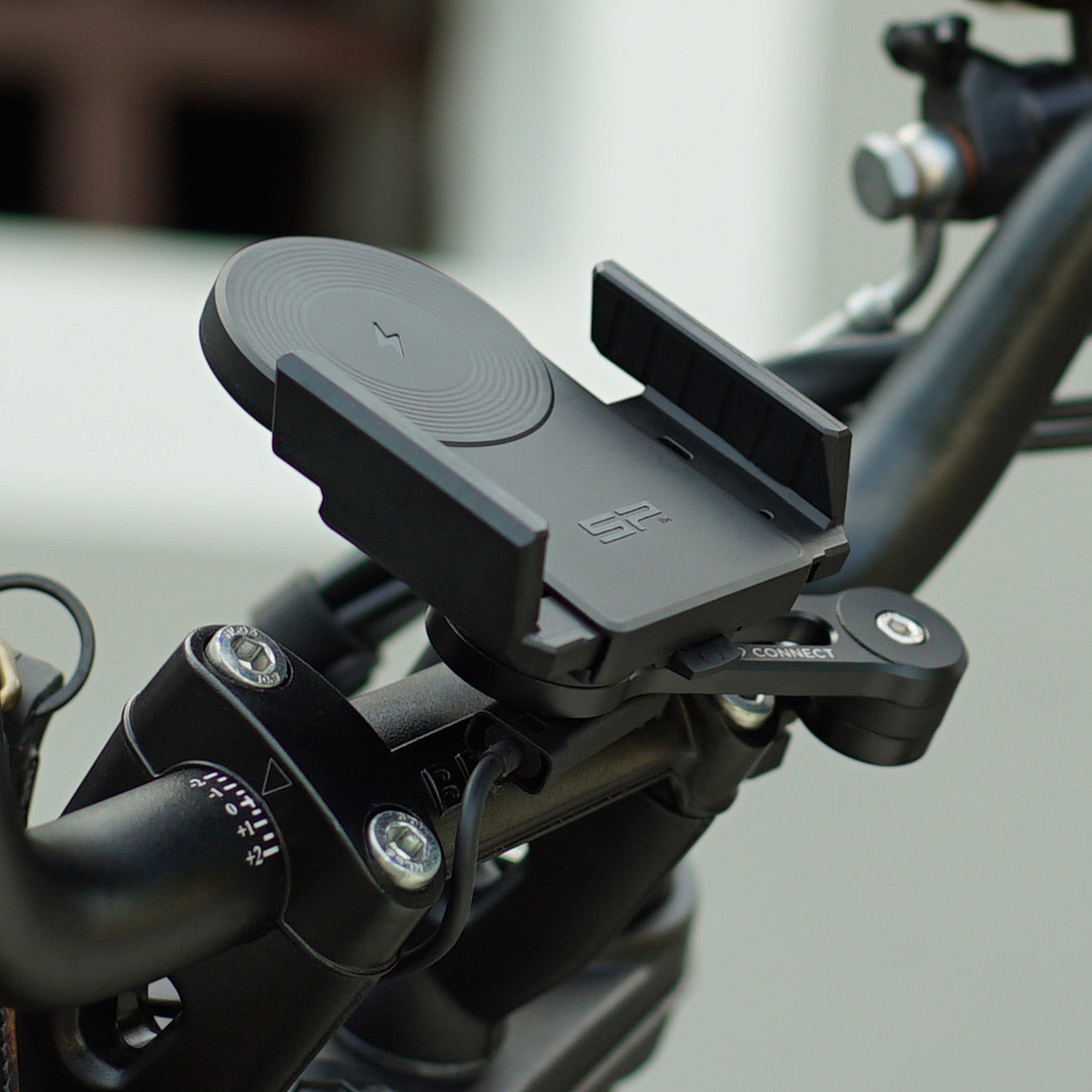SP Connect Universal Interface adaptateur adhésif fixation vélo