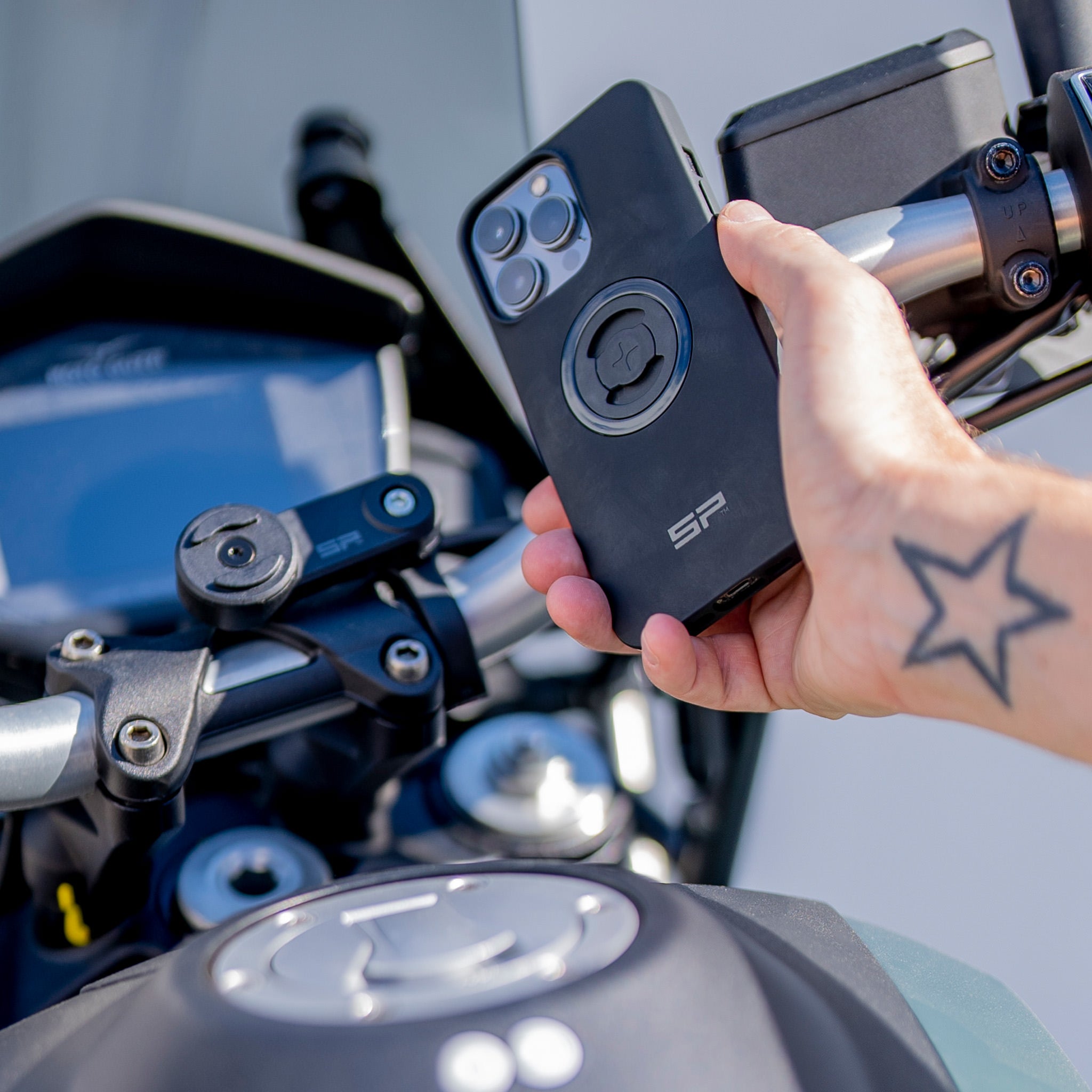 SP Connect Moto Mount LT support moto 360° léger