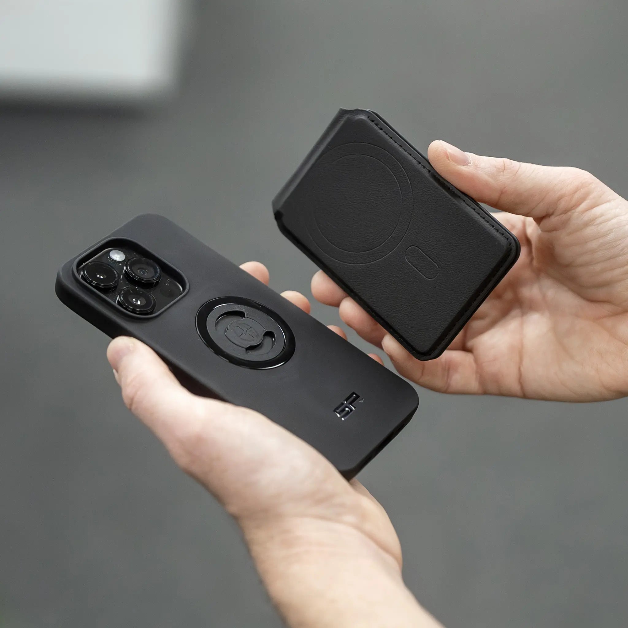 SP Connect Card Wallet porte-cartes 4 cartes RFID