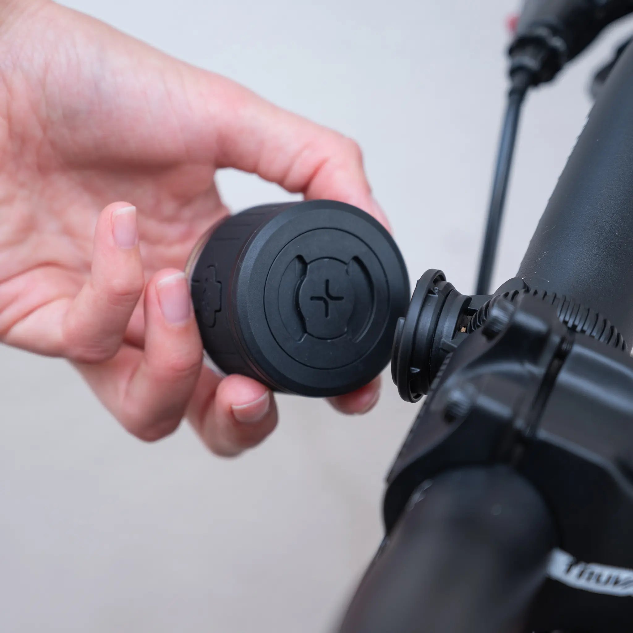 SP Connect Electronics feu avant vélo 270 LED blanc USB-C