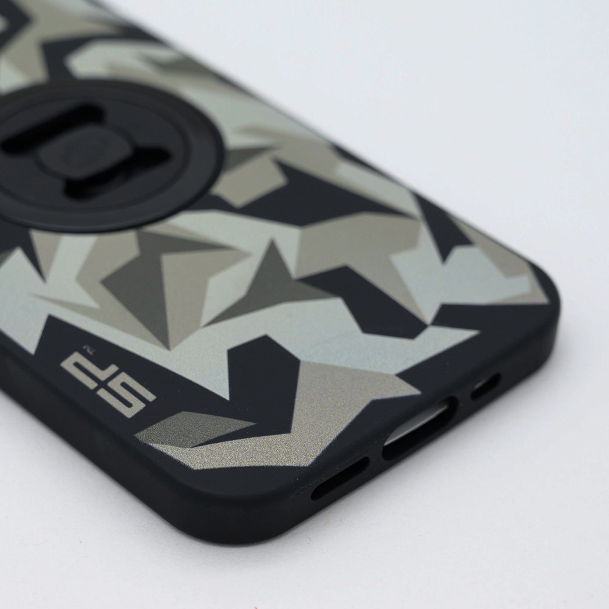 SP Connect Phone Case Geo Camo Olive coque iPhone 16 Pro