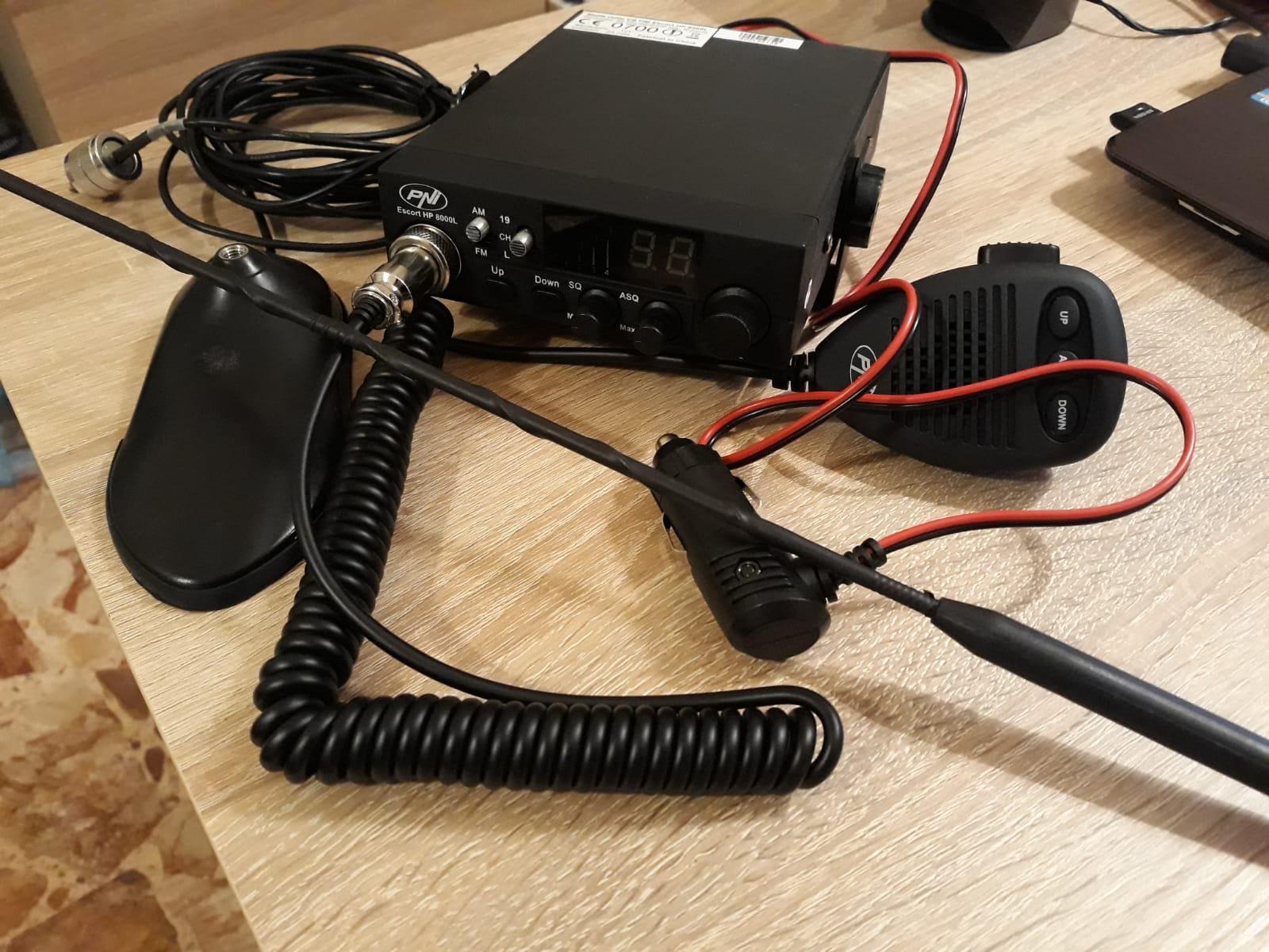PNI Escort HP 8000L station CB + antenne Extra 45 aimant ASQ