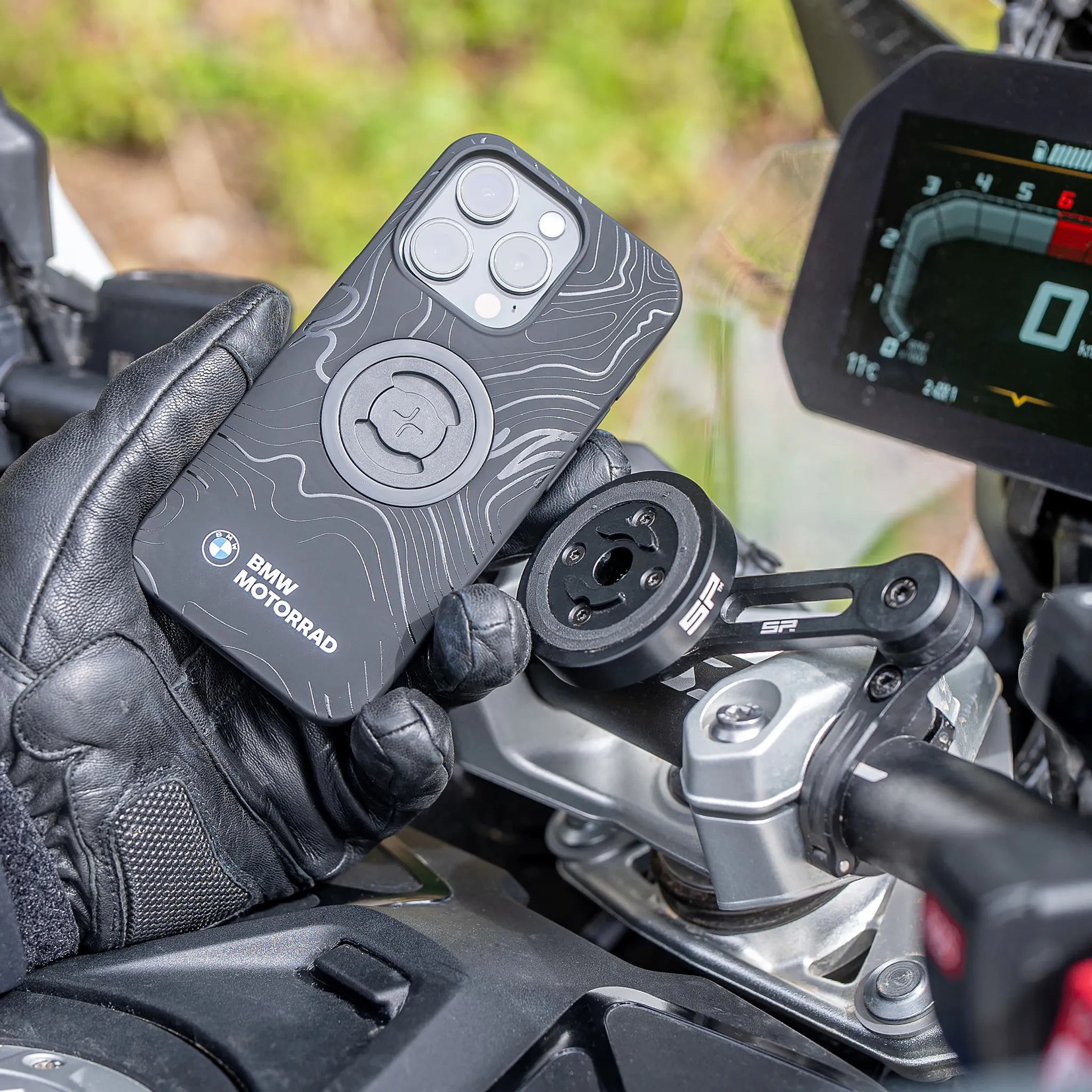 SP Connect BMW Motorrad Terrain coque iPhone 16 Pro
