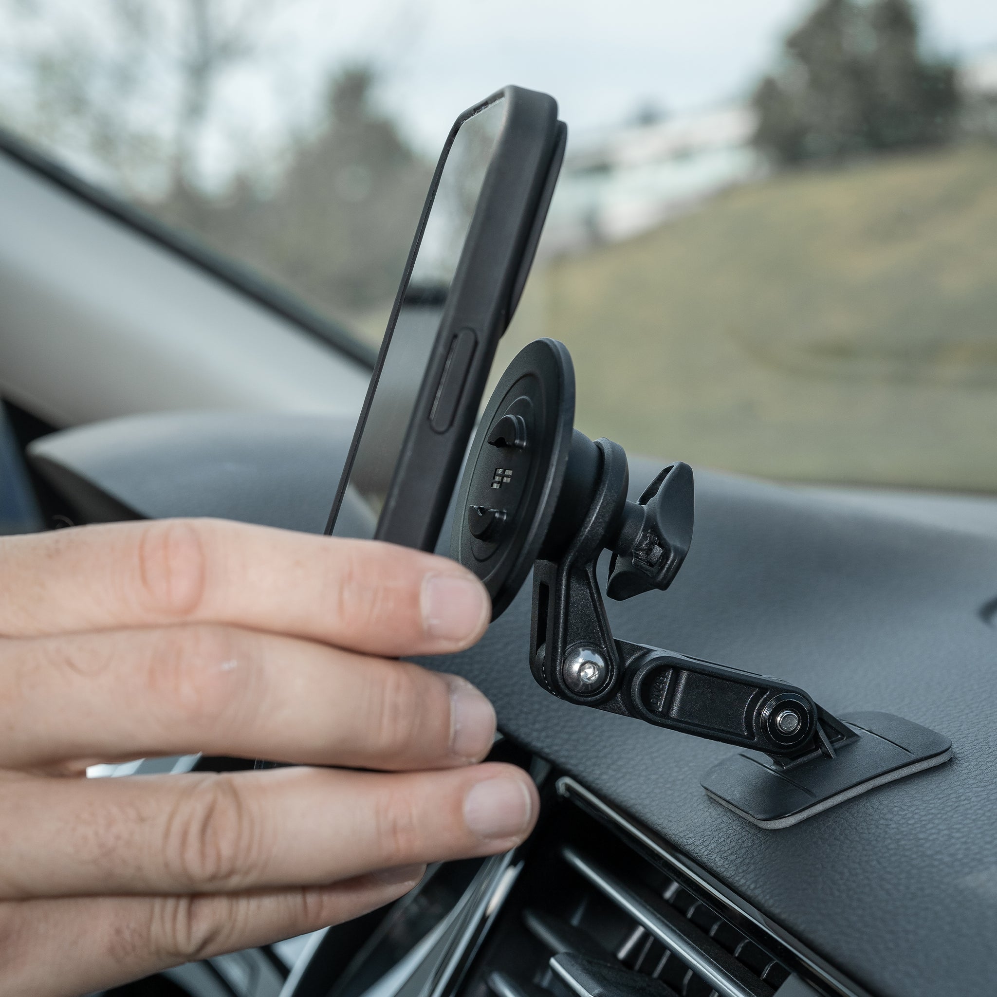 SP Connect Mounts Adhesive Mount Pro support voiture adhésif