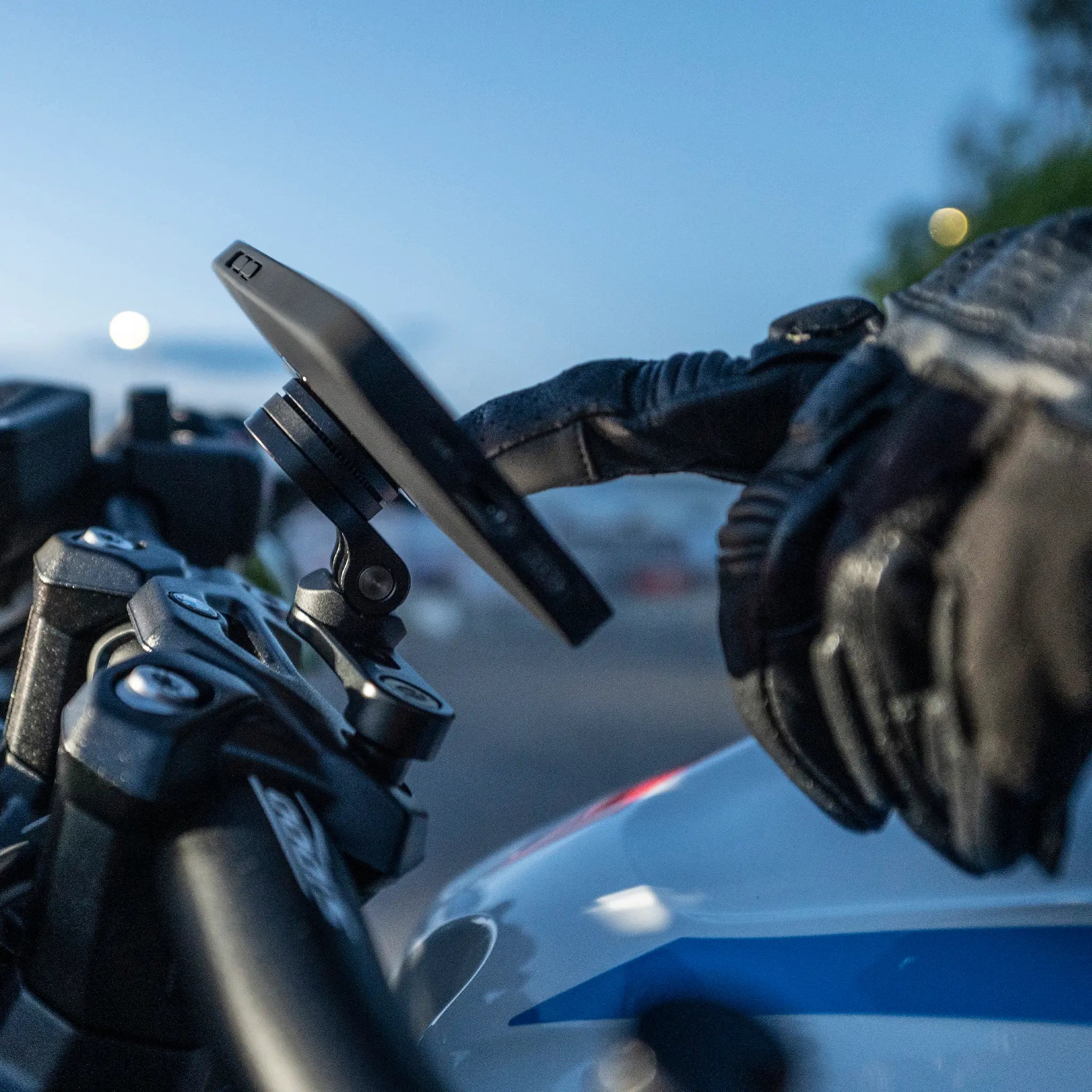 SP Connect Bar Clamp Mount Pro support moto aluminium