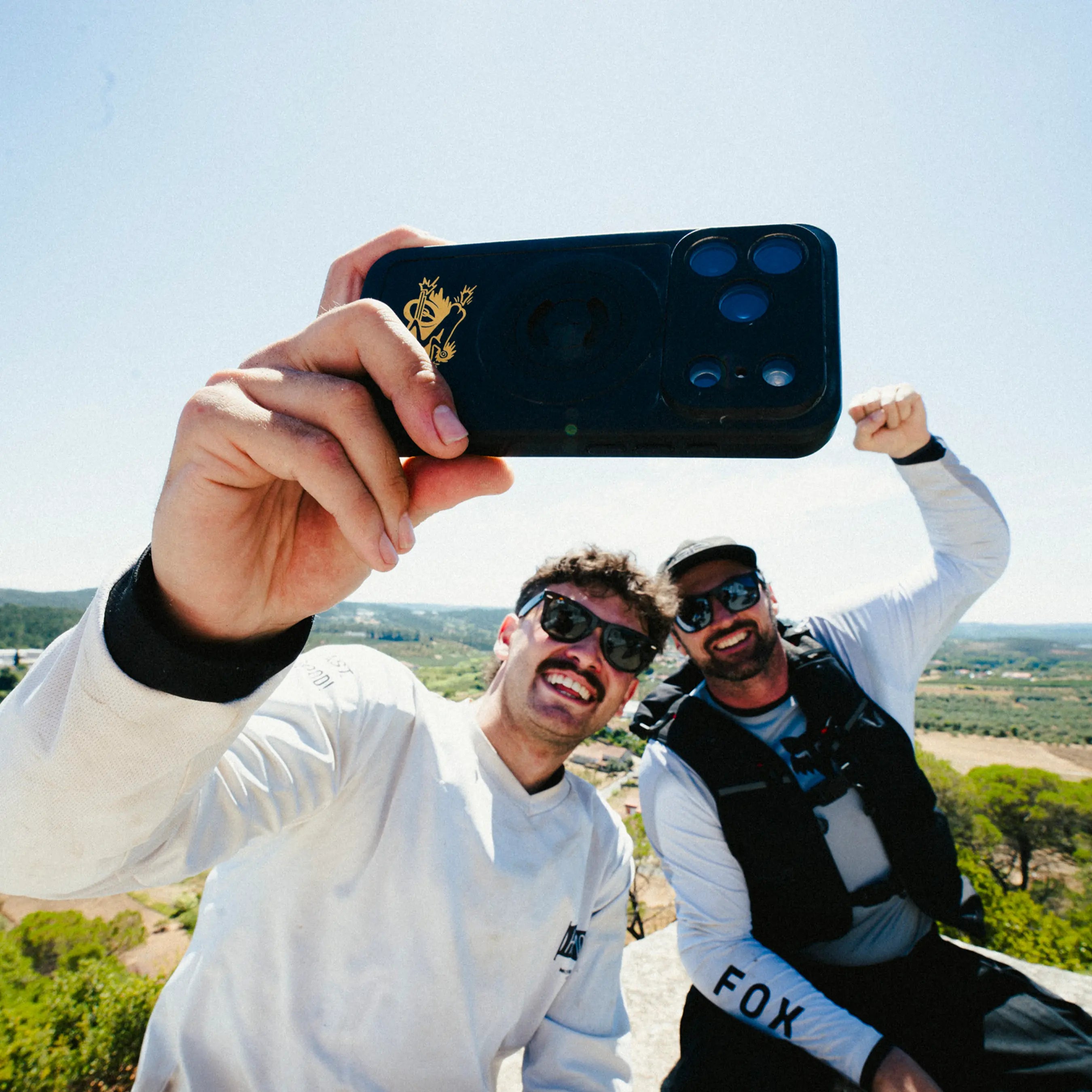 SP Connect Chase the Sun Moto coque iPhone jaune moto