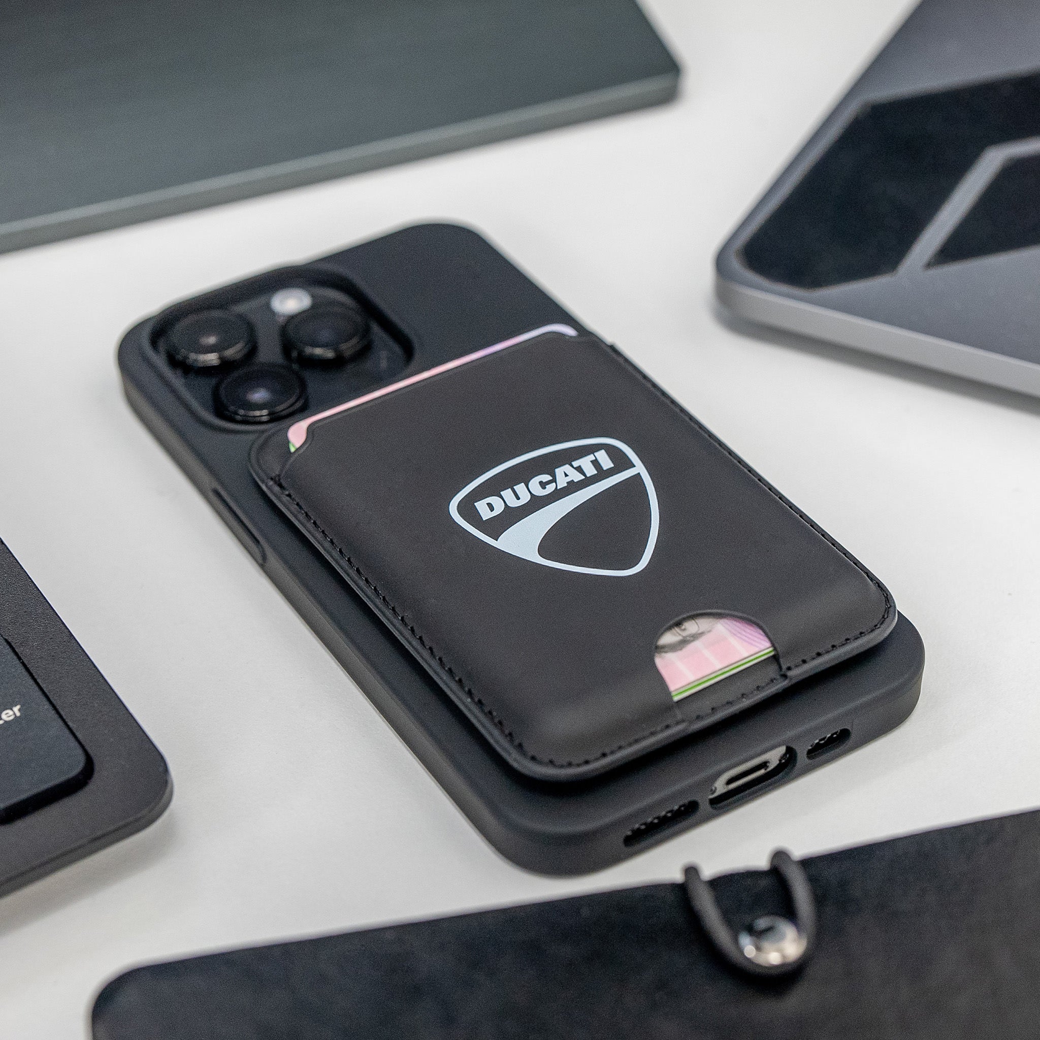 SP Connect Brand Editions Ducati Card Wallet porte-cartes Flag 4 cartes