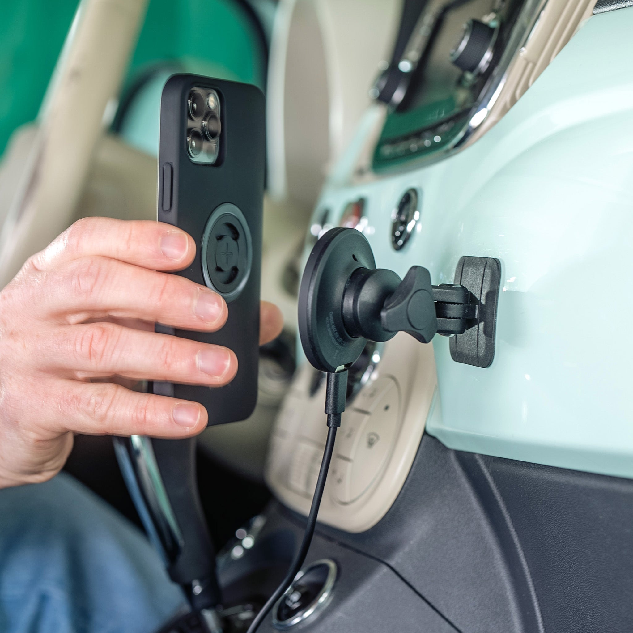 SP Connect Mounts Adhesive Mount Pro support adhésif voiture moto